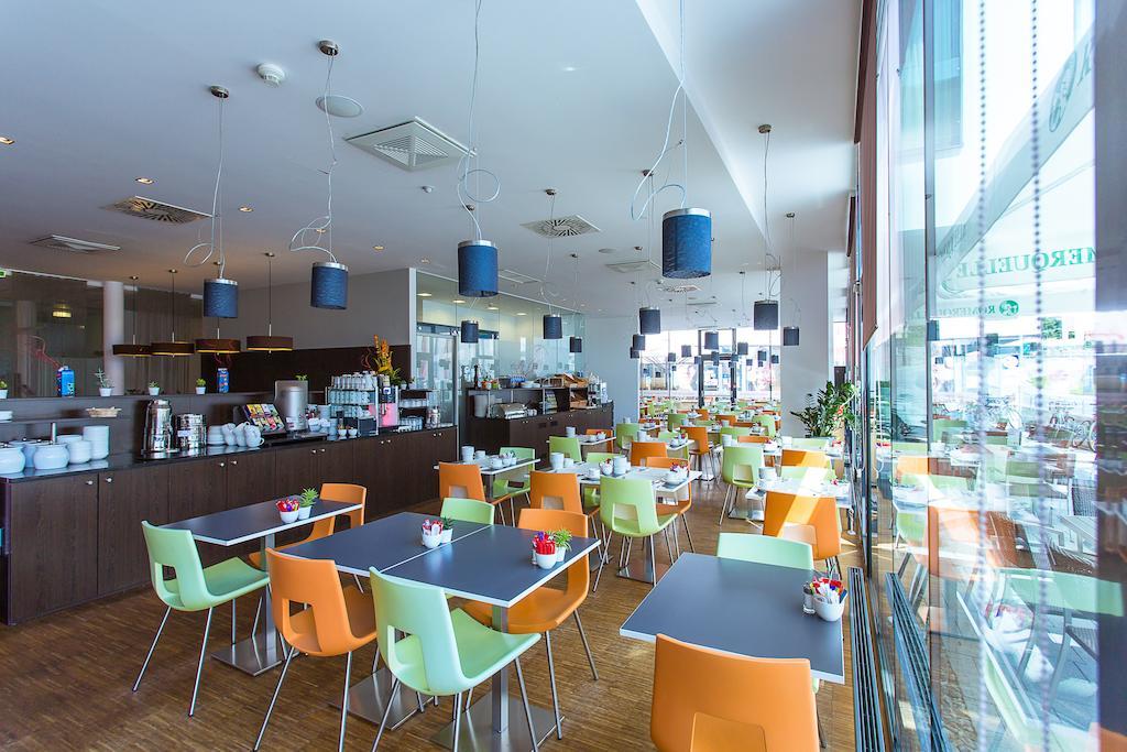 克莱姆斯酒店 多瑙河畔克雷姆斯 外观 照片